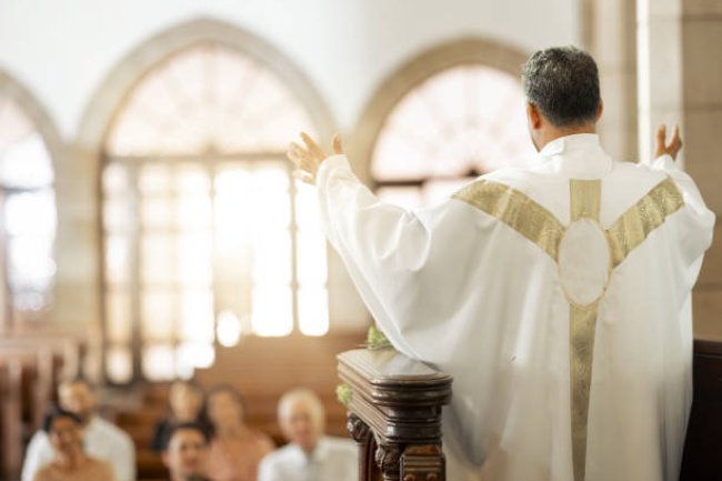 MUTUAL SUPPORT BETWEEN PRIESTS AND LAITY